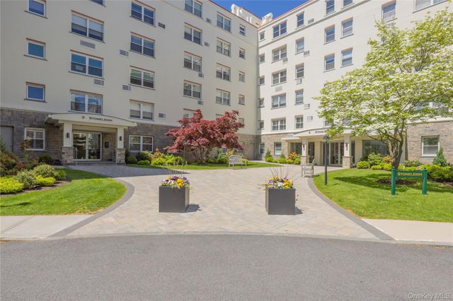 1 Stoneleigh 5J, Bronxville, NY 10708