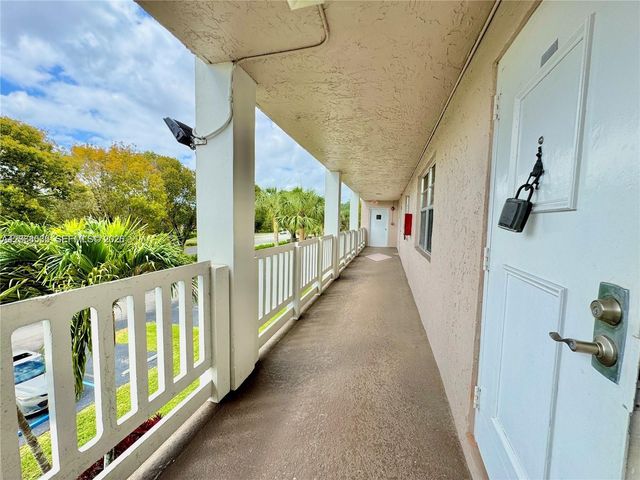 1075 Riverside Drive 302, Coral Springs, FL 33071