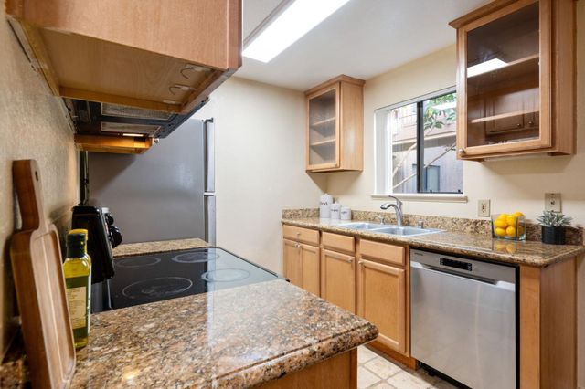 2250 Monroe Street 184, Santa Clara, CA 95050