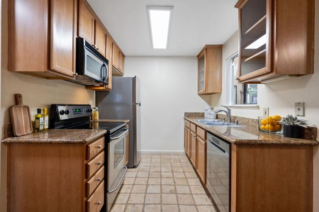 2250 Monroe Street 184, Santa Clara, CA 95050