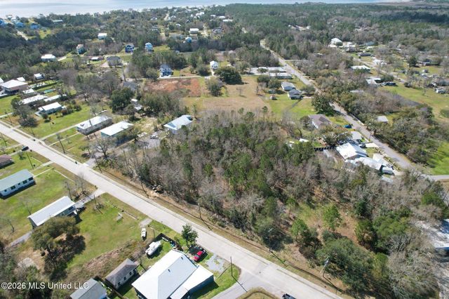 00 Waveland Avenue, Waveland, MS 39576