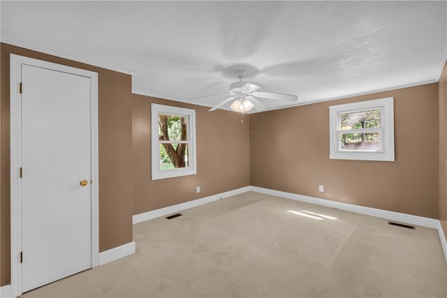 289 Crestwood Drive, Salem, SC 29676
