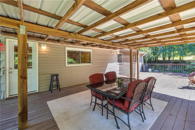 289 Crestwood Drive, Salem, SC 29676