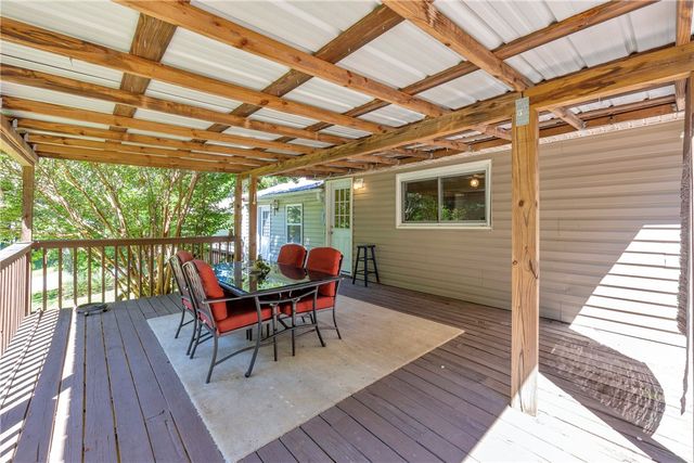 289 Crestwood Drive, Salem, SC 29676