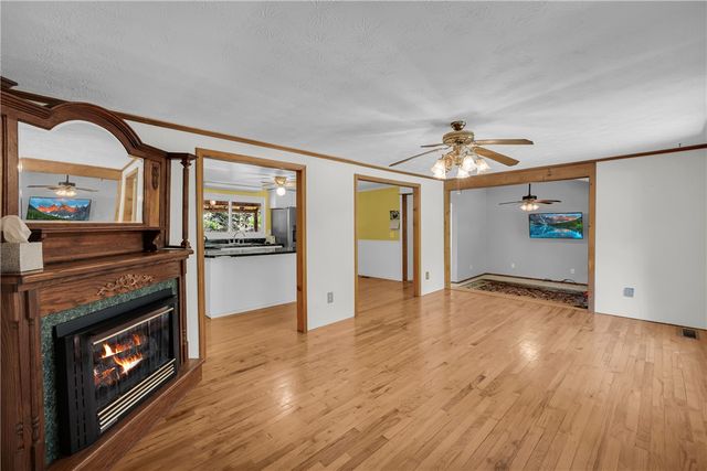 289 Crestwood Drive, Salem, SC 29676