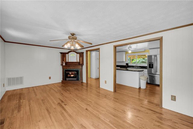 289 Crestwood Drive, Salem, SC 29676