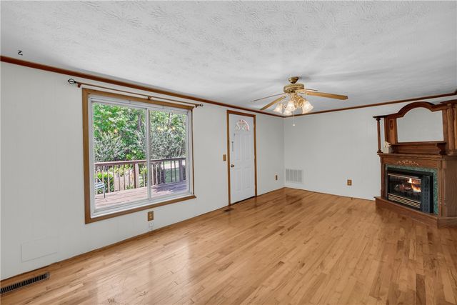 289 Crestwood Drive, Salem, SC 29676