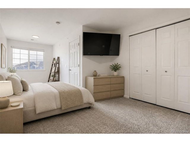 5255 Memphis St 12-1222, Denver, CO 80239