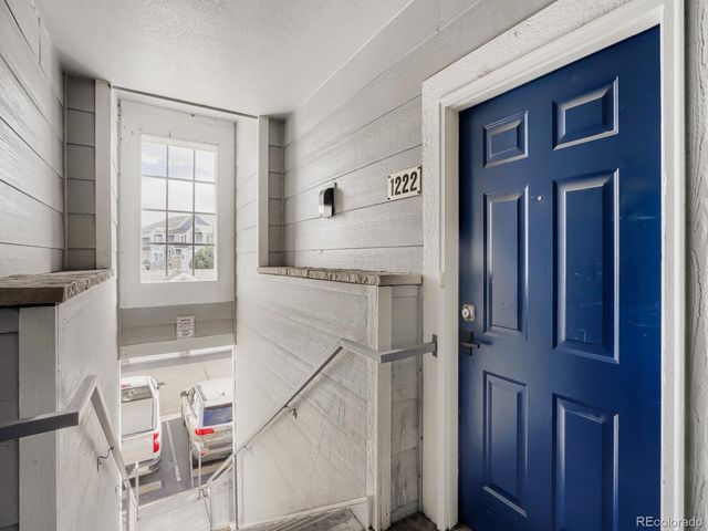 5255 Memphis St 12-1222, Denver, CO 80239