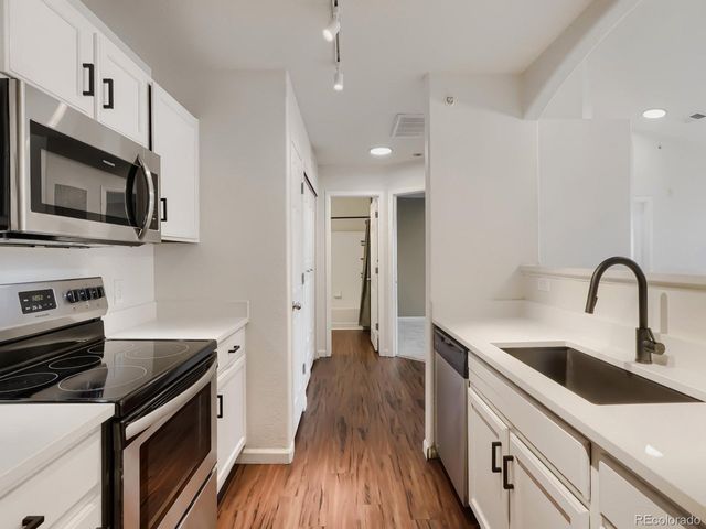 5255 Memphis St 12-1222, Denver, CO 80239