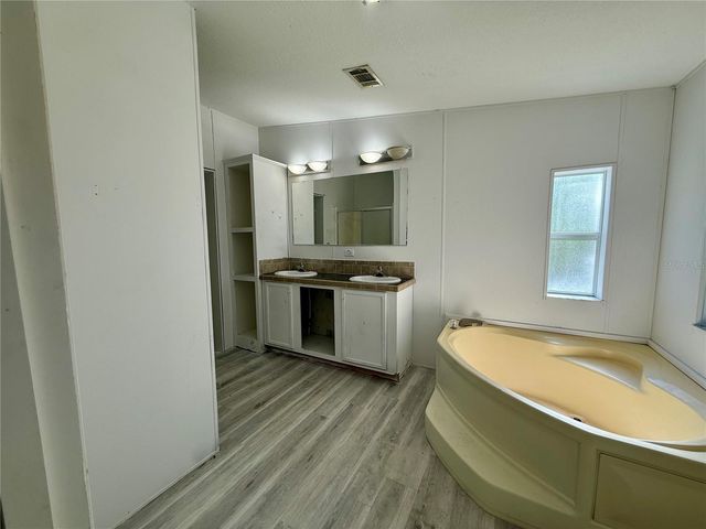 21471 NW 172ND ROAD, High Springs, FL 32643