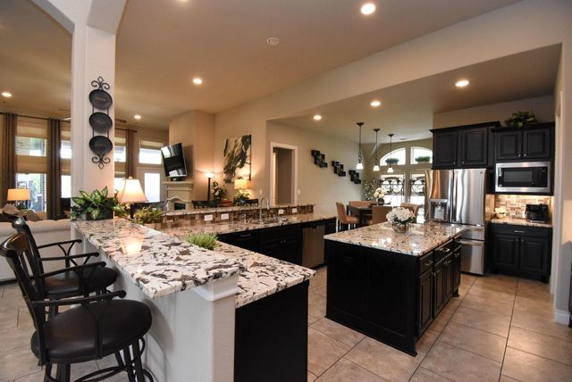 2318 Umber Oaks Lane, Brookshire, TX 77423