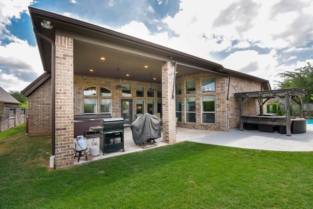2318 Umber Oaks Lane, Brookshire, TX 77423