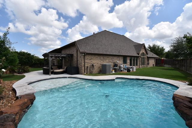 2318 Umber Oaks Lane, Brookshire, TX 77423