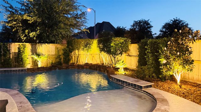 2318 Umber Oaks Lane, Brookshire, TX 77423