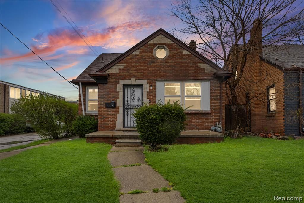 18988 Algonac Street, Detroit, MI 48234