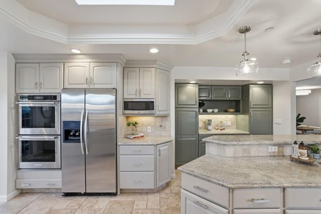 702 Fiesta Drive, San Mateo, CA 94403