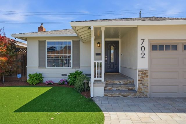 702 Fiesta Drive, San Mateo, CA 94403