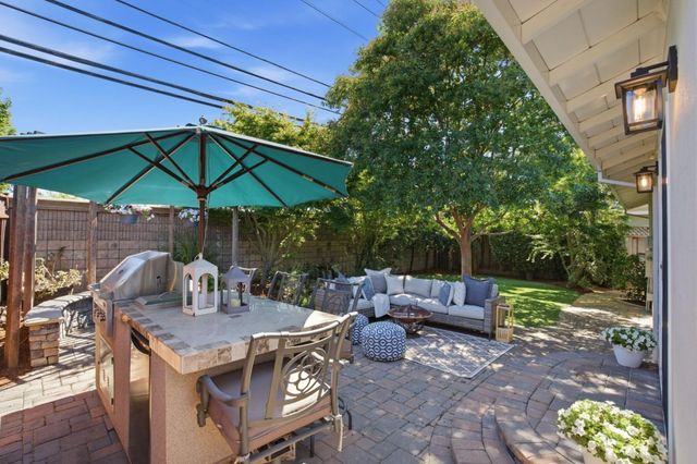 702 Fiesta Drive, San Mateo, CA 94403