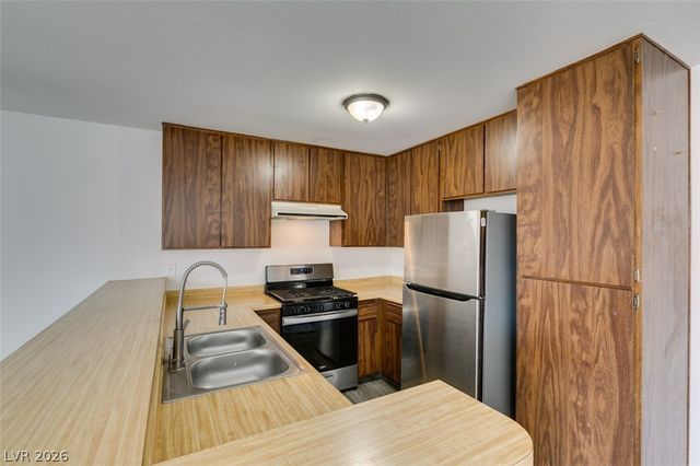 4335 Galore Avenue, Las Vegas, NV 89115