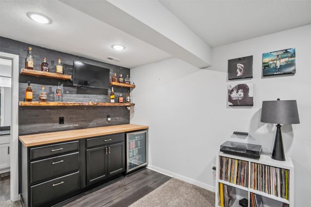 545 10th Street, Waukee, IA 50263