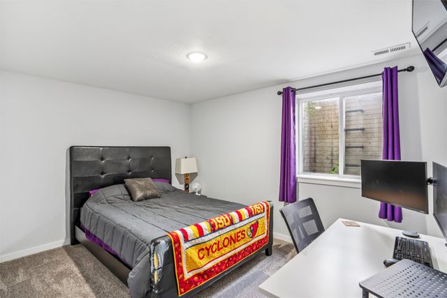 545 10th Street, Waukee, IA 50263