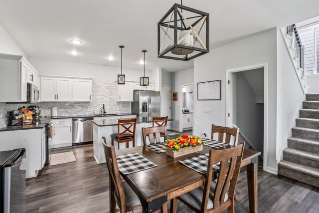 545 10th Street, Waukee, IA 50263