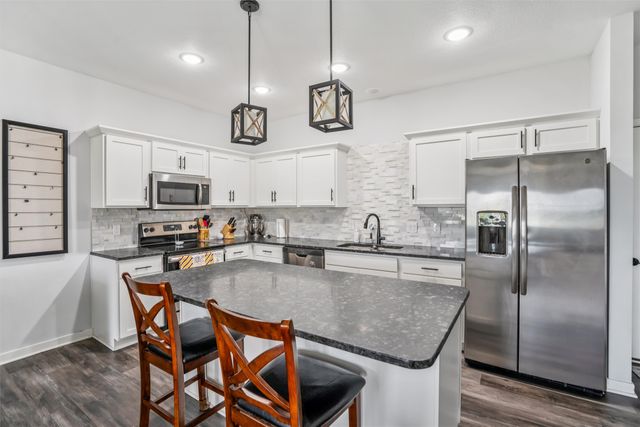 545 10th Street, Waukee, IA 50263