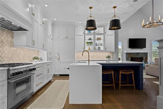 2578 Middle Coray Circle, Marietta, GA 30066