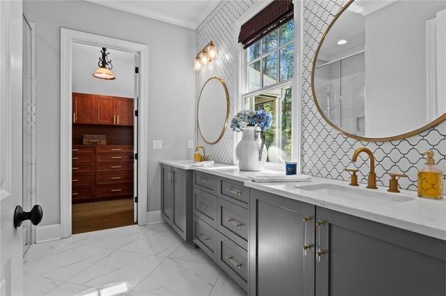 2578 Middle Coray Circle, Marietta, GA 30066