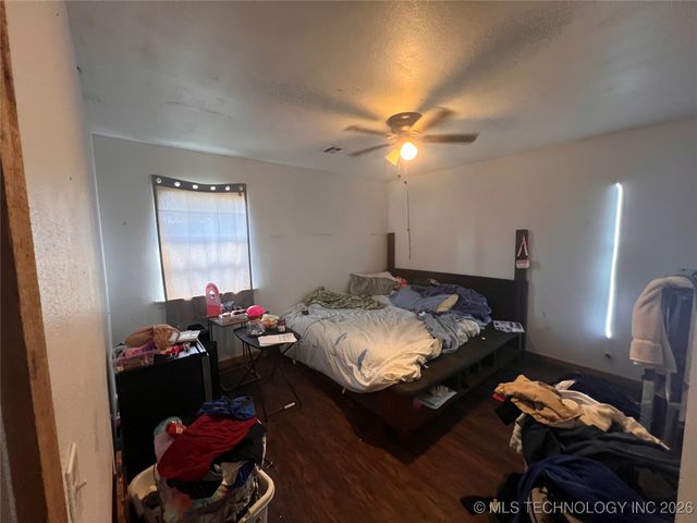 30332 S Vfw Road, Stigler, OK 74462