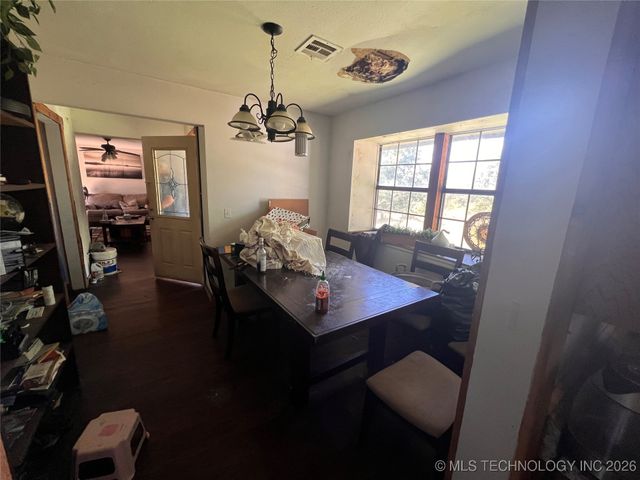 30332 S Vfw Road, Stigler, OK 74462