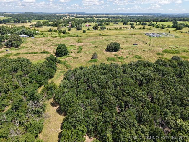 30332 S Vfw Road, Stigler, OK 74462