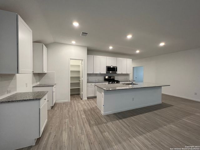 446 Fairy Duster, New Braunfels, TX 78130