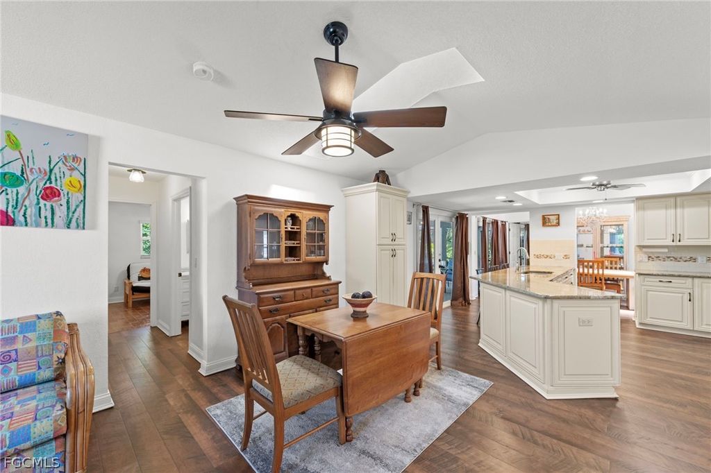 Image 16 of property listing at 2317 SW 44th TER, Cape Coral, FL 33914