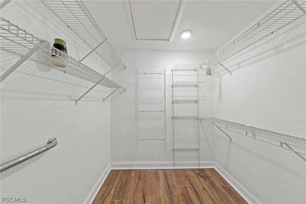 Image 24 of property listing at 2317 SW 44th TER, Cape Coral, FL 33914