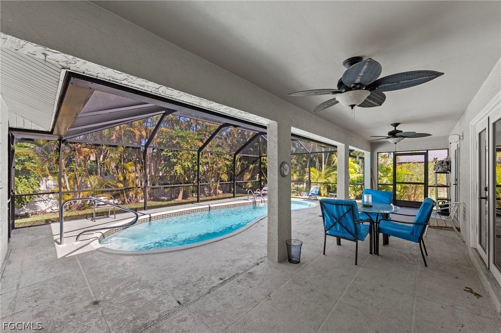 Image 34 of property listing at 2317 SW 44th TER, Cape Coral, FL 33914