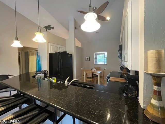 513 Lake Louise CIR 202, Naples, FL 34110