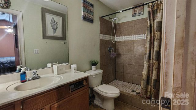 160 Tarrington Drive, Statesville, NC 28625