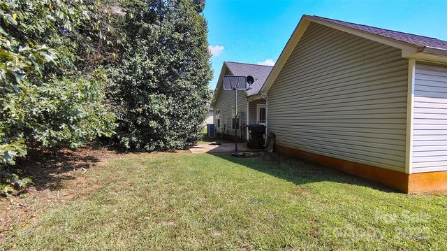 160 Tarrington Drive, Statesville, NC 28625