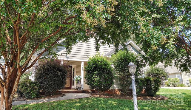 160 Tarrington Drive, Statesville, NC 28625