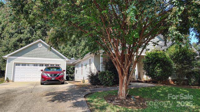 160 Tarrington Drive, Statesville, NC 28625
