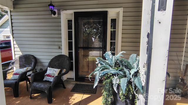 160 Tarrington Drive, Statesville, NC 28625