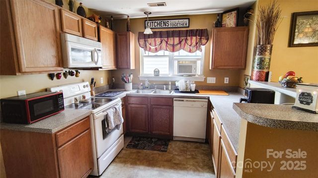 160 Tarrington Drive, Statesville, NC 28625