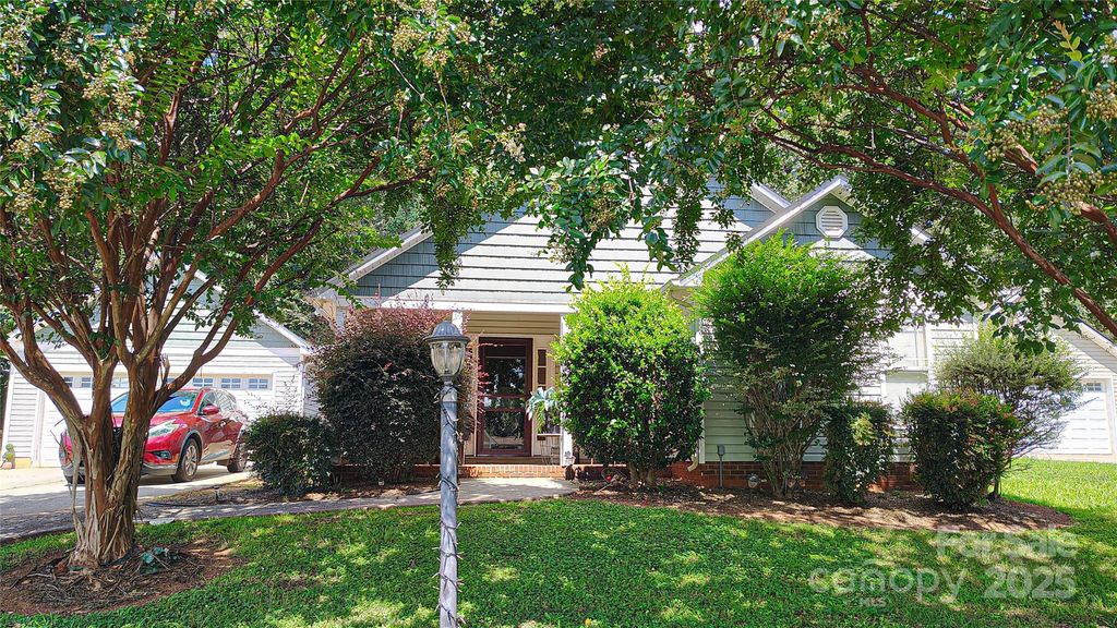 160 Tarrington Drive, Statesville, NC 28625
