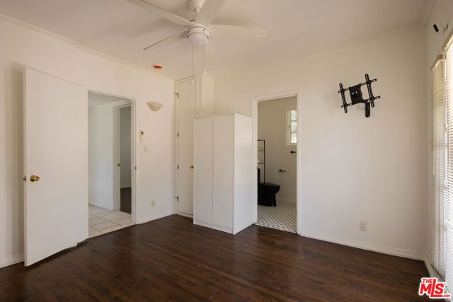 12844 Short Avenue, Los Angeles, CA 90066