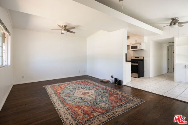 12844 Short Avenue, Los Angeles, CA 90066