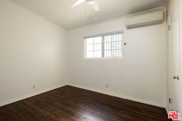 12844 Short Avenue, Los Angeles, CA 90066