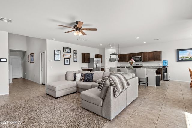 35419 W SAN ILDEFANSO Avenue, Maricopa, AZ 85138