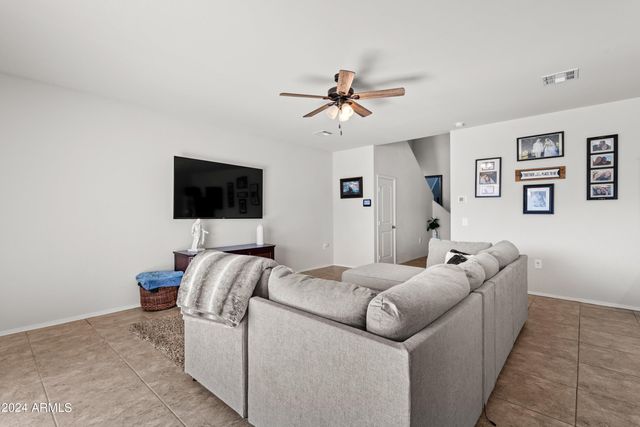 35419 W SAN ILDEFANSO Avenue, Maricopa, AZ 85138